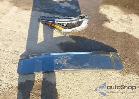 2021 Toyota Highlander Hybrid Le z USA, uszkodzony, nr VIN 5TDBBRCH1MS536712